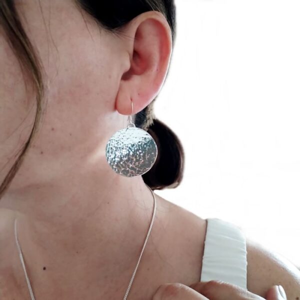 Aros Redondos Textura Plata 980 Nacional Rustico Mujer - Imagen 5