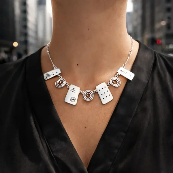 Collar Exclusivo Simbolos Plata Nacional 980 Mujer
