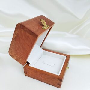 Caja Estuche Anillo de Lujo Madera Alerce Natural